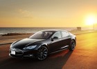 El Tesla Model S ya no necesita conductor, lo hace todo él solo El Tesla Model S ya no necesita conductor, lo hace todo él solo