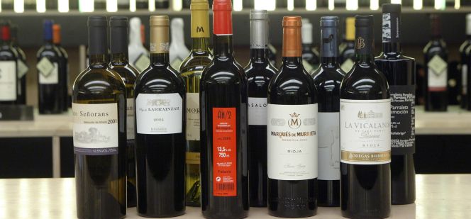 Bodegón de vinos.