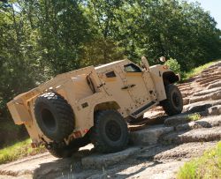 El Oshkosh, elegido nuevo 4x4 para el Ejército de EE UU