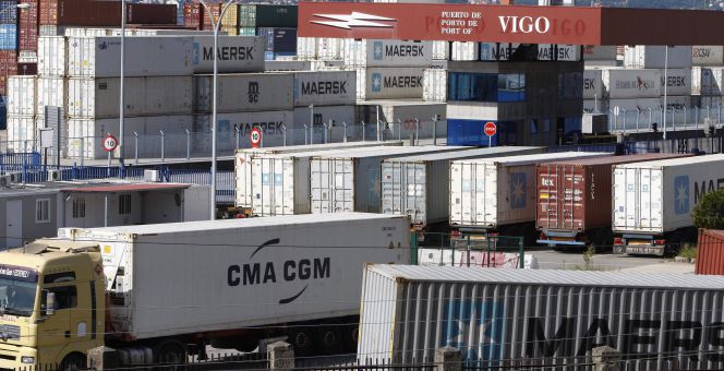 Un muelle de contenedores del puerto de Vigo. EFEArchivo