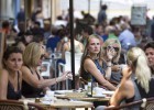 Los turistas gastan el récord de 53.793 millones, el 6% más Los turistas gastan el récord de 53.793 millones, el 6% más