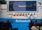 Sabadell lanza cédulas a cinco años a un interés mínimo Sabadell lanza cédulas a cinco años a un interés mínimo