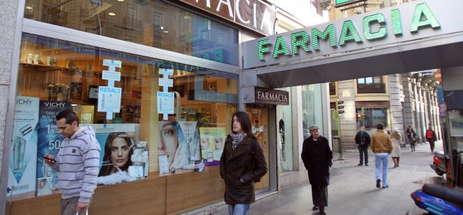 Los laboratorios compensarán los desvíos futuros en el gasto farmacéutico