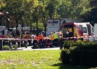 La policía corta la Castellana por unos sobres sospechosos La policía corta la Castellana por unos sobres sospechosos