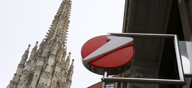 El logotipo de UniCredit, el banco más grande de Italia por activos