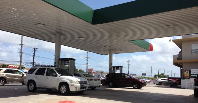 Una estación de servicio en San Juan de Puerto Rico.