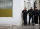 París: el fiscal confirma ocho detenidos y dos muertos París: el fiscal confirma ocho detenidos y dos muertos