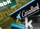 Caixa, BBK, Unicaja e Ibercaja se aferran al alma de las cajas Caixa, BBK, Unicaja e Ibercaja se aferran al alma de las cajas
