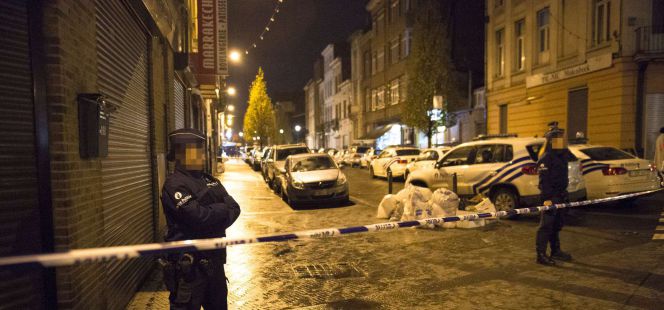 Operación policial anoche en Bruselas.