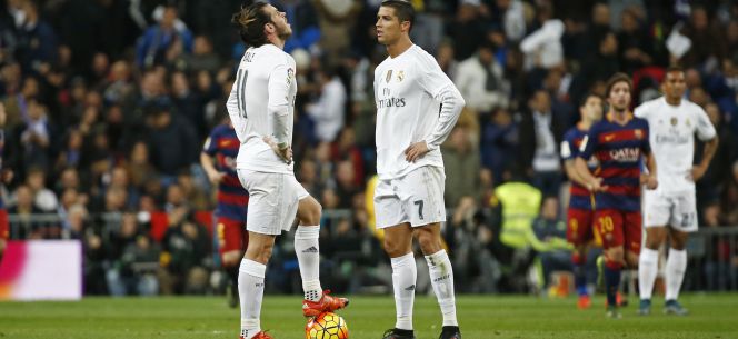El Real Madrid, durante el partido del sábado, con el Barcelona.