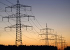 Soria baja la luz a costa de los incentivos al gas y el carbón Soria baja la luz a costa de los incentivos al gas y el carbón