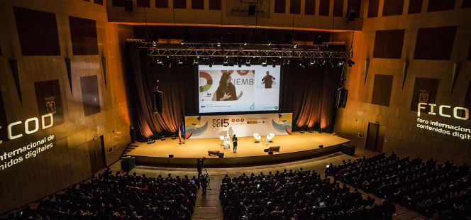 Ponencia de Jessica Federer, directora de estrategia digital de Bayer, ayer en Ficod.