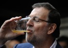 Rajoy promete libros de texto digitales gratuitos si gana Rajoy promete libros de texto digitales gratuitos si gana