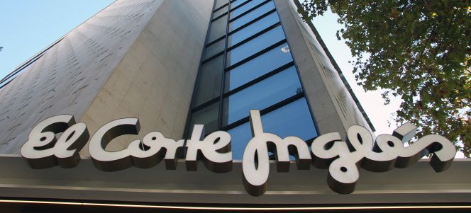 El Supremo exime a El Corte Inglés de pagar la tasa de grandes superficies catalana