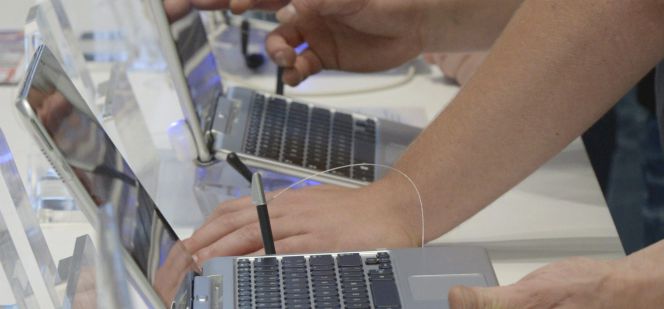 Las ventas mundiales de PC caen a niveles récord en el cierre de 2015