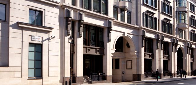 Ortega paga 300 millones por el Almack House de Londres