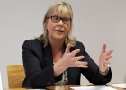 “El Gobierno deberá invertir
en renovar equipos sanitarios” “El Gobierno deberá invertir
en renovar equipos sanitarios”