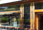 Adolfo Domínguez vende su tienda del Paseo de Gracia Adolfo Domínguez vende su tienda del Paseo de Gracia