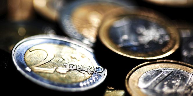 Varias monedas de euro.