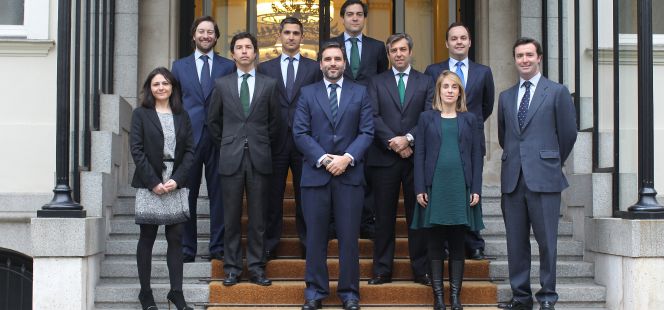 Luz Valenciano, José Durbán, Santiago Nájera-Alesón, Miguel Doria, Álvaro Bergasa, Jon Garaiyurrebaso, Julián Pérez de Madrid, Almudena García, Roberto Calvo y Borja Bertrán.