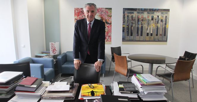 Evelio Acevedo, director general del Museo Thyssen, en su despacho