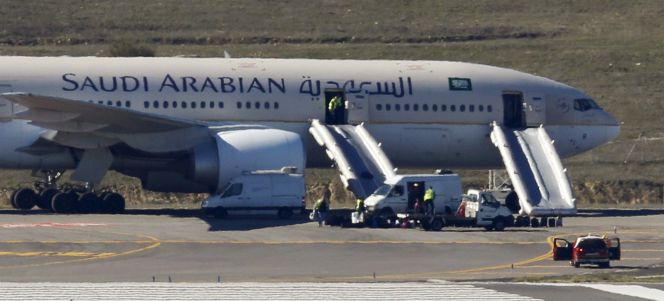 La Guardia Civil no encuentra bombas en el avión saudí