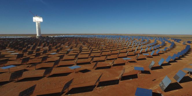 Planta termosolar de torre Khi Solar One, ubicada en Sudáfrica.