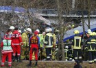 Diez muertos en un choque de trenes en Alemania Diez muertos en un choque de trenes en Alemania