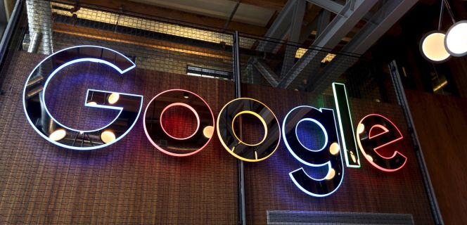 La UE da el visto bueno a la alianza entre Google y Sanofi