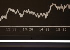 El Ibex sigue bipolar y se dispara un 2,5%: ¿esta vez durará el rebote de la Bolsa? El Ibex sigue bipolar y se dispara un 2,5%: ¿esta vez durará el rebote de la Bolsa?
