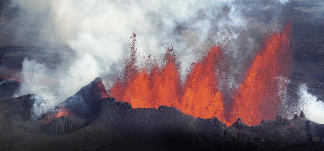 Islandia, la isla mágica entre volcanes y glaciares