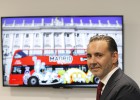 El autobús turístico, bandera de Juliá por el mundo El autobús turístico, bandera de Juliá por el mundo