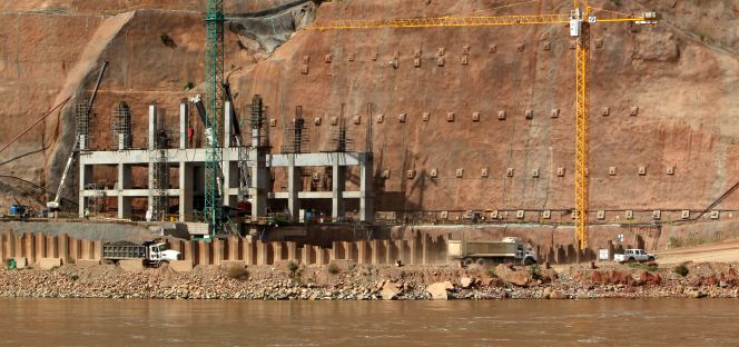 Construcción de la hidroeléctrica de El Quimbo, en el municipio de Gigante (Colombia) por parte de Endesa.