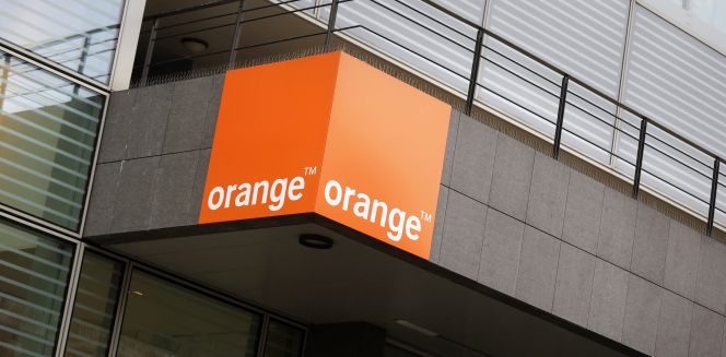 Orange y los sindicatos cierran el acuerdo del ERE