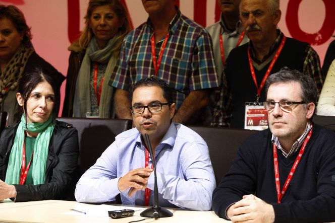 Gustavo Santana (centro)