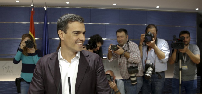 Pedro Sanchez tras su reunión con Podemos