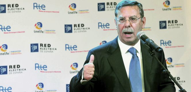 Industria sube la retribución de REE un 1,4% este año