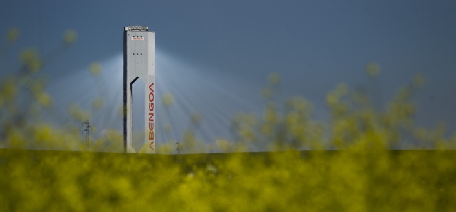 Planta de energía solar de Abengoa en Sanlúcar la Mayor.