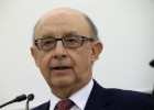 Hacienda interviene a Aragón y Extremadura por su deuda Hacienda interviene a Aragón y Extremadura por su deuda