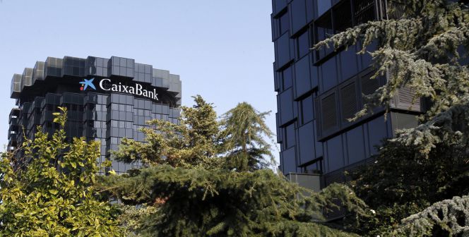 Sede de Caixabank en la avenida Diagonal de Barcelona.