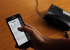 El exceso de oficinas de banca frenó su implantación ‘online’ El exceso de oficinas de banca frenó su implantación ‘online’
