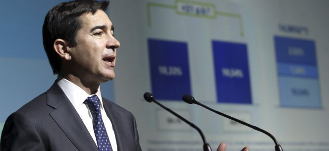 GRA137. MADRID, 28042016.- El consejero delegado de BBVA, Carlos Torres, durante la presentación de los resultados de la entidad en el primer trimestre del año, en el que el grupo obtuvo un beneficio neto de 709 millones de euros, un 53,8% menos que el año anterior. EFEFernando Alvarado