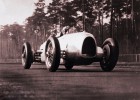 Audi: cuatro aros y 107 años de acción al volante Audi: cuatro aros y 107 años de acción al volante