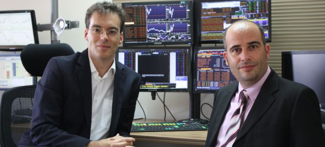 José Sánchez Molero, promotor de Smart Social Sicav, junto al gestor del vehículo, Antoni Fernández.