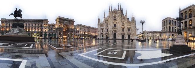 Panorámica de la espectacular plaza de Il Duomo.