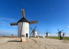 Cabalgando con Don Quijote y Sancho Panza Cabalgando con Don Quijote y Sancho Panza