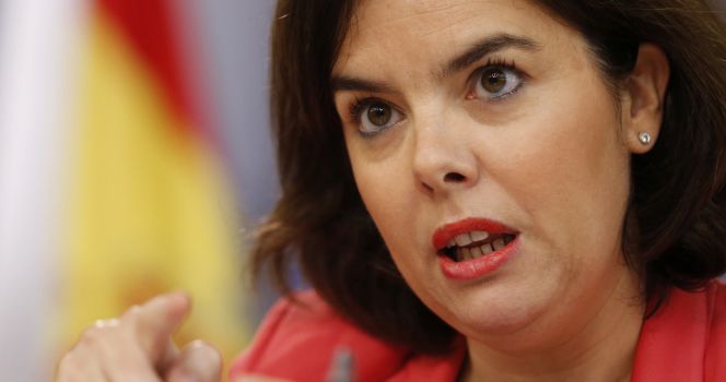 La vicepresidenta del Gobierno en funciones, Soraya Sáenz de Santamaría, durante la rueda de prensa posterior a la reunión del Consejo de Ministros, hoy en La Moncloa.