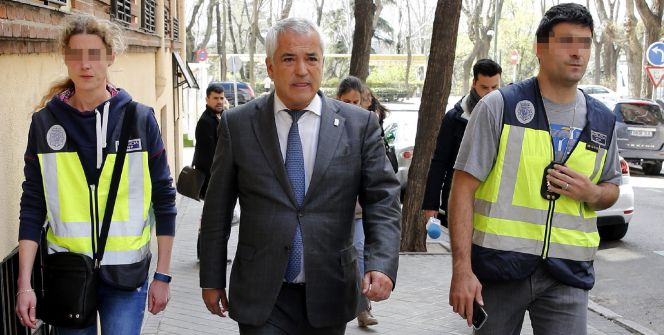 El presidente de la Asociación de Usuarios de Servicios Bancarios (Ausbanc), Luis Pineda.