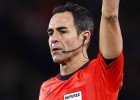 Así se prepara el único árbitro español de la Eurocopa Así se prepara el único árbitro español de la Eurocopa