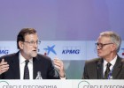 Rajoy acusa a Carmena y Colau de dañar la economía Rajoy acusa a Carmena y Colau de dañar la economía